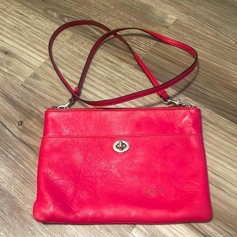 Coach Legacy Pebbled Leather Hot Pink Crossbody Swing pack
